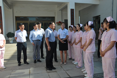 http://www10.hxu.edu.cn/__local/1/1A/76/CAE07279E817EFFFC9FA40FCA3A_F2976372_100FB.jpg