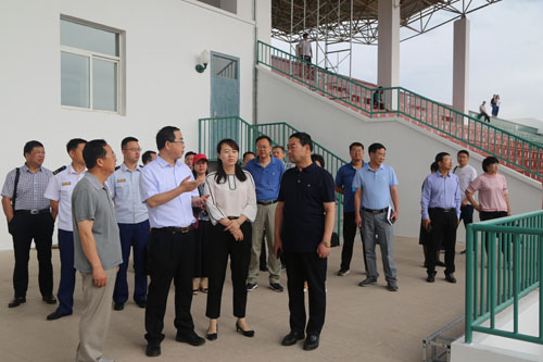 http://www10.hxu.edu.cn/__local/1/2F/E5/091A4085A9AE847F01A8CE6F943_42C6F5E6_11330.jpg