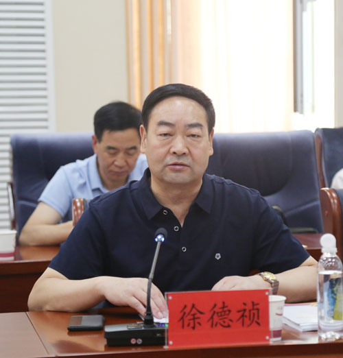 http://www10.hxu.edu.cn/__local/3/F7/0A/913954538275E7E046A64351D75_1CE91CB3_10752.jpg