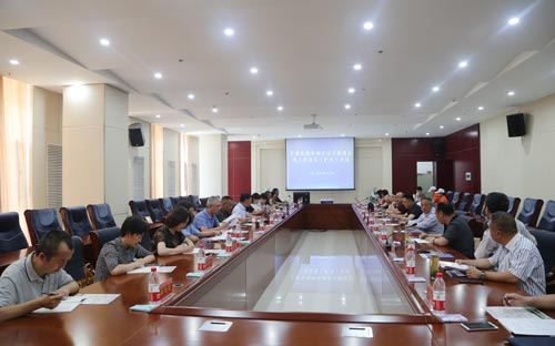http://www10.hxu.edu.cn/__local/6/D3/95/2B4E2BD0931AF6336A0A94DF06E_CF2293DF_CC6D.jpg