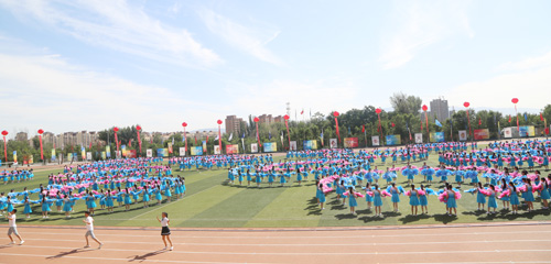 http://www10.hxu.edu.cn/__local/9/1F/41/771C693D9A12401523222112D57_9B850448_14699.jpg