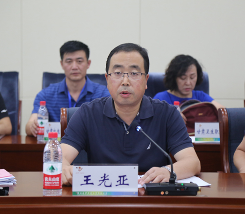 http://www10.hxu.edu.cn/__local/C/1C/06/81D2CB8BF36AFAC400D5171905C_5A20CF55_25222.jpg